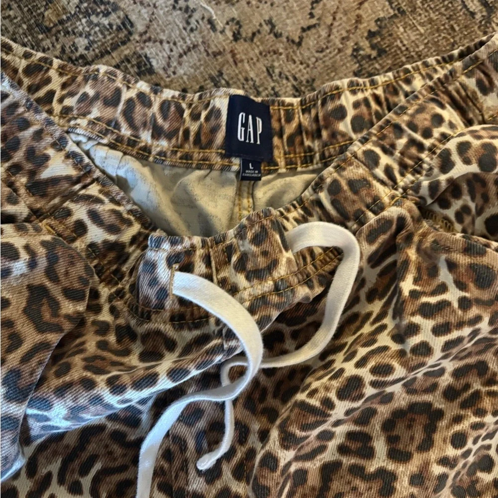Gap leopard horseshoe pants - Picture 2 of 2